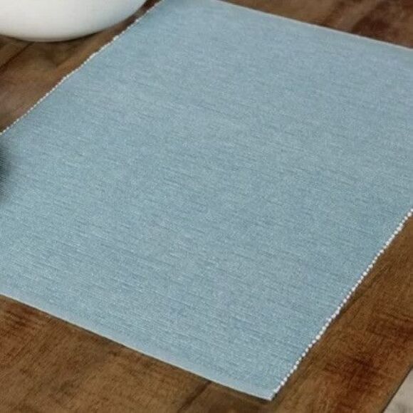 Mainstays Ribbed Chambray Table Placemat, 13 in x 18 in, Set of 9, Blue - Picture 2 of 8